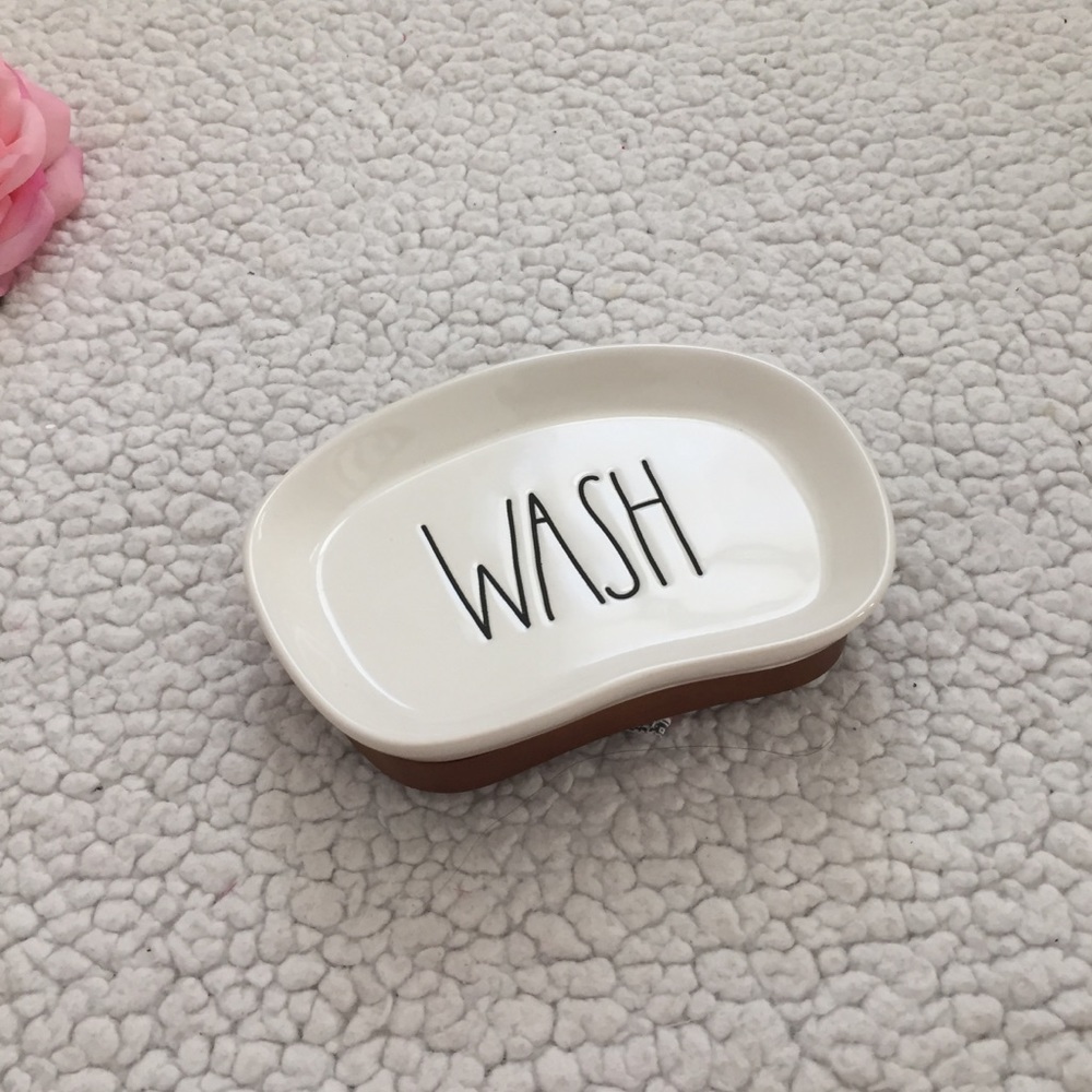🦄 Rae Dunn WASH Soap Dish